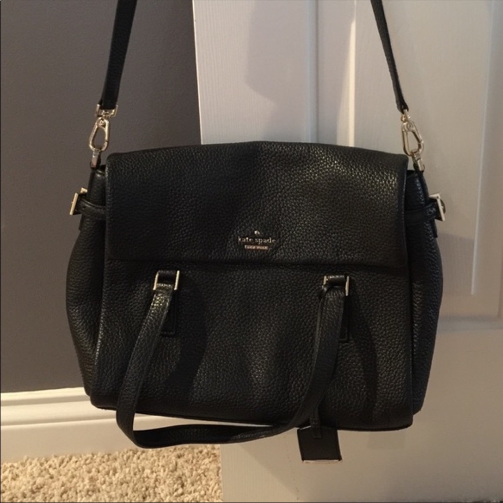 Black shoulder purse